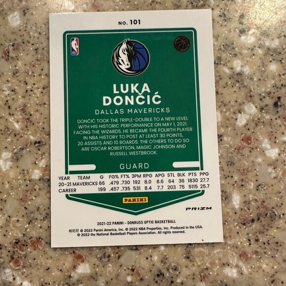 Panini Blue Trading Card - Luka Dončić velocity mint condition by optic - Picture 3 of 3